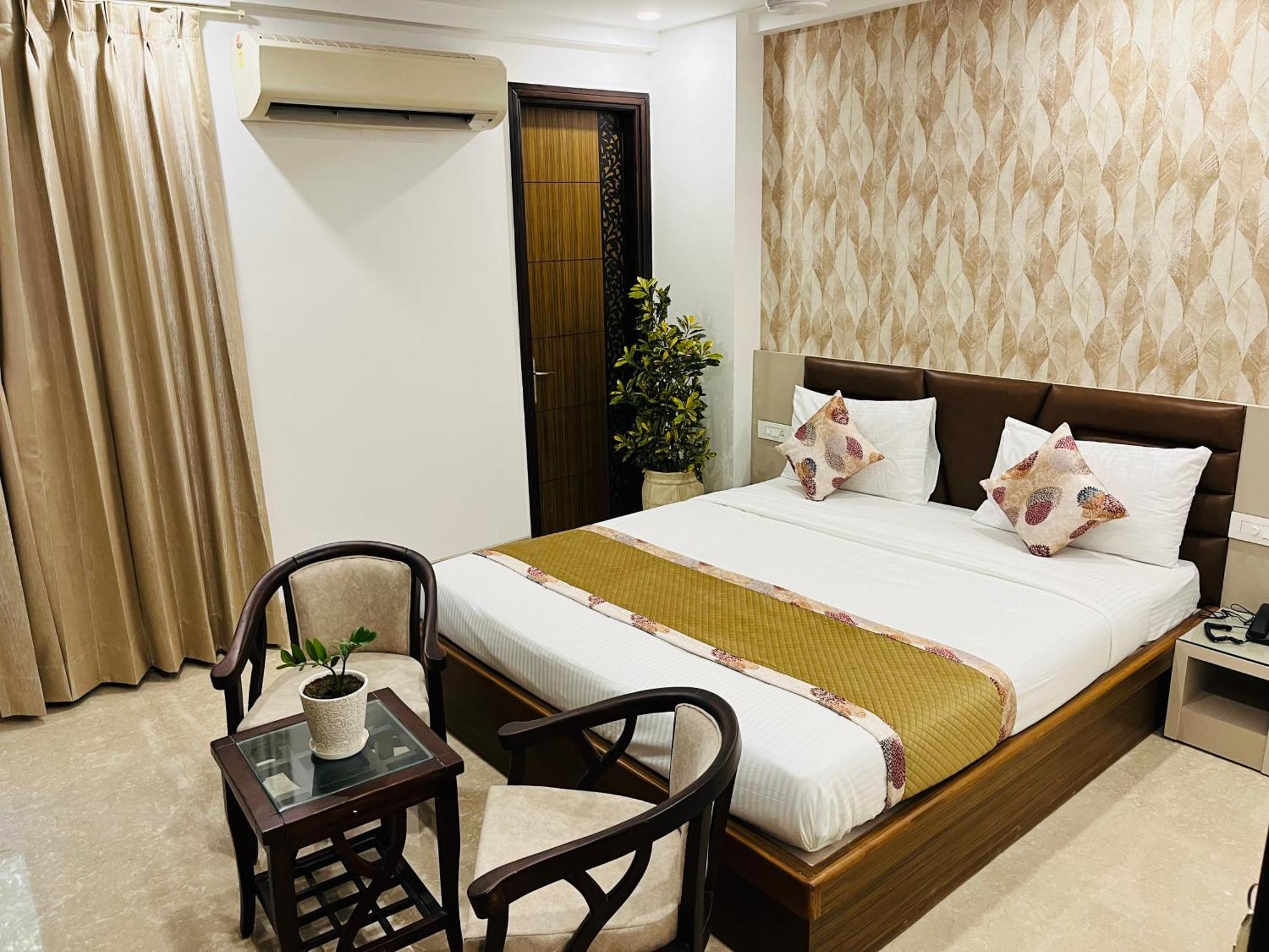 Gazebo Inn & Suites Medanta Gurgaon Zewnętrze zdjęcie
