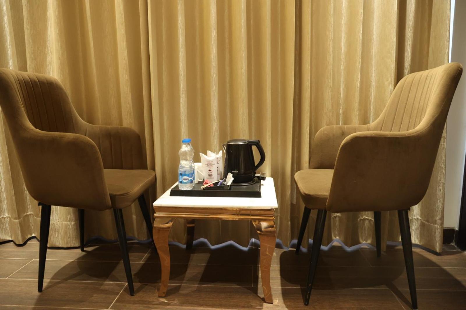 Gazebo Inn & Suites Medanta Gurgaon Zewnętrze zdjęcie